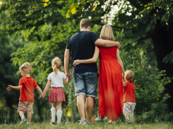 Госдума запретила устанавливать испытательный срок для матерей с детьми до 3 лет