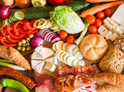 В Воронежской области изъяли из оборота более 1 тонны продуктов