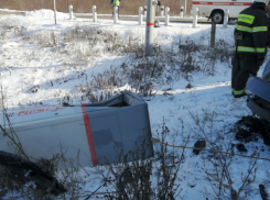 В Таловском районе легковушка столкнулась с грузовым поездом