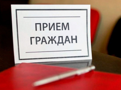 Прокурор области Николай Саврун провел прием граждан в Аннинском районе