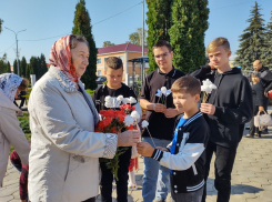 В Панинском районе провели акцию «Белый цветок»