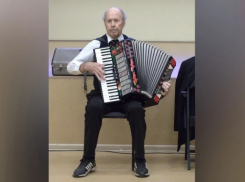 Узник концлагеря и участник ВОВ встретился с учениками Бобровской школы №1