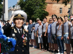 Жителей Бобровского района приглашают на митинг в часть Дня Военно-морского флота