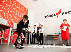 В Панинском районе продолжают открывать центры «Точка роста»