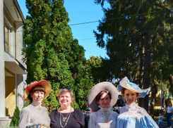 Жительница Панинского района провела мастер-класс на юбилее санатория имени Дзержинского