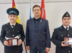 Панинским курсантам вручили знаки «Юнармейская доблесть» III степени