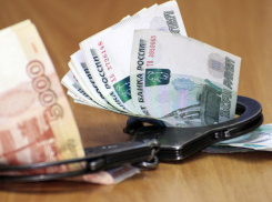 В Панинском районе осудили бывшего участкового за взятку