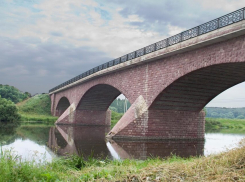 В Аннинском районе отремонтируют мост через реку Токай