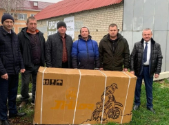 Жители Панинского района передадут в зону СВО мотоцикл
