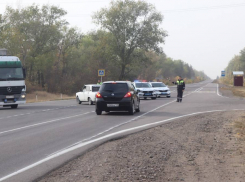 Из-за новых пожаров перекрывают дороги в Воронежской области