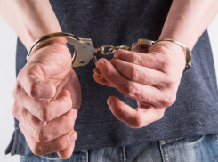 В Аннинском селе пьяный житель обокрал школьную столовую