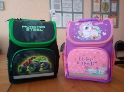 Некоторые категории первоклассников из Таловой получат бесплатный «Набор школьника»