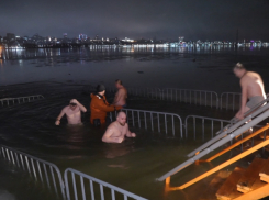 В Воронежской области в крещенских купаниях поучаствовали более 9 тыс. человек