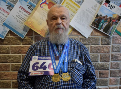87-летний спортсмен из Аннинского района выиграл два «золота» на открытом турнире