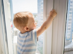 Сезонная смертность детей! Осторожно, окна открываются!