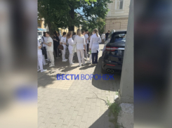 В медучреждения Воронежа поступили фейковые сообщения о минировании