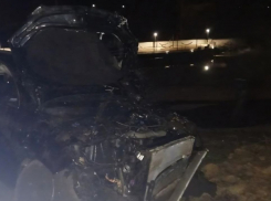 В Бобровском районе легковушка съехала в пруд