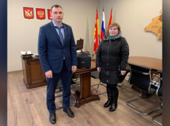 Жители Панинского района передали детектор дронов бойцу СВО