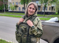 Жительница Таловой получила медали за волонтерство и содействие СВО