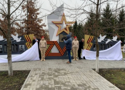 В Панинском районе прошло торжественное открытие мемориальных плит бойцам СВО