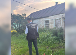 В Панинском районе женщина зарезала сожителя, заступившись за мать