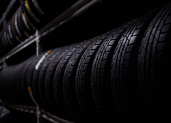 Воронежских автомобилистов попросили повременить со сменой резины