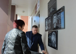 В двух школах Таловского района открыли мемориальные доски бойцам СВО