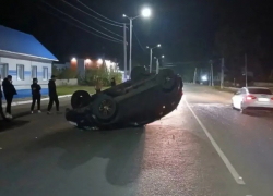 В Бобровском районе пьяный водитель перевернул внедорожник