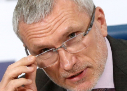 Депутат Госдумы Алексей Журавлев призвал усилить контроль качества товаров для детей