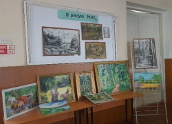 Жителей Таловского района приглашают на выставку местных художников