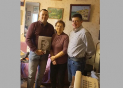 В Новочигольский музей передали личные вещи нобелевского лауреата