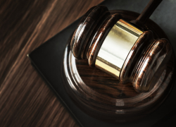 Житель Таловского района через суд избавился от оформленного аферистами кредита