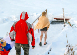 Жителям Воронежской области рассказали, как правильно окунаться в прорубь