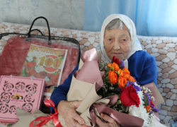 100-летнюю жительницу Таловского района поздравили с юбилеем 