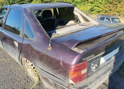 В Панинском районе водитель пострадал в перевернувшейся легковушке