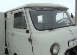 Аграрии Эртильского района передали на передовую УАЗ