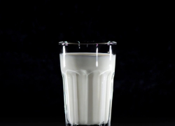 Воронежский Роспотребнадзор обнаружил в детском кефире из Семилук кишечную палочку