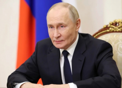 Владимир Путин объявил благодарность двум медикам из Бобровского района