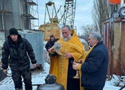 В Боброве в храме Святой Живоначальной Троицы прошло освещение колоколов