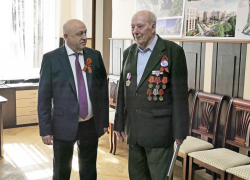 Ветеран ВОВ Владимир Зобков стал Почетным гражданином Бобровского района