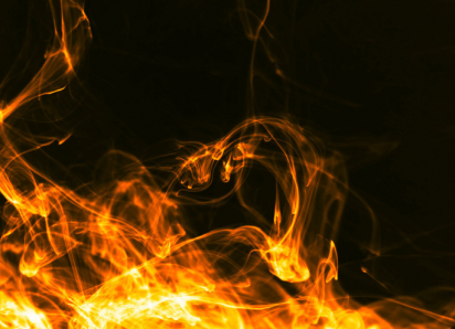 В эртильском посёлке во время пожара в гараже пострадал мужчина