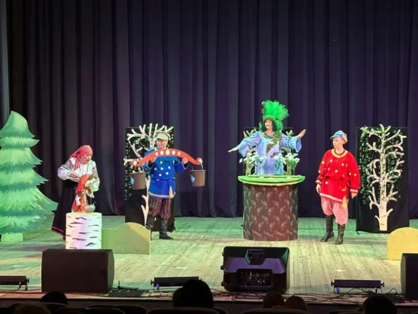 Жителей таловского посёлка Казанка приглашают на кукольный спектакль «Гуси-Лебеди»