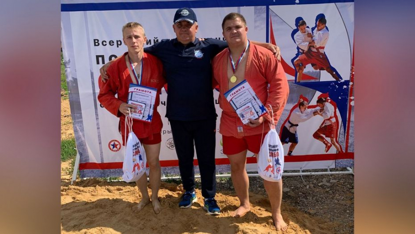 В Семилукском районе прошёл всероссийский турнир по пляжному самбо