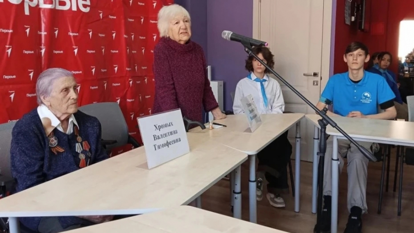 В Боброве прошла встреча молодежи с очевидцами трагических событий Великой Отечественной войны