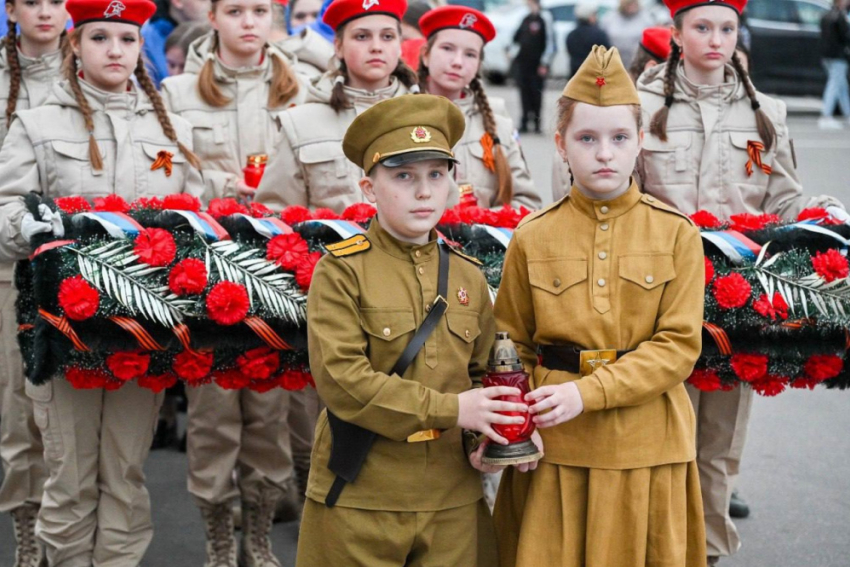 В Панинском районе прошла акция «Храним огонь Победы»