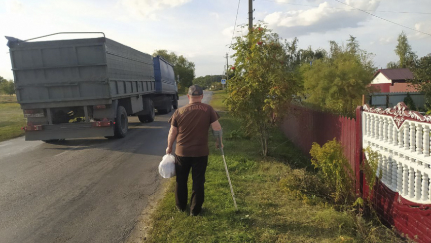 Жители сёл Эртильского района пожаловались на опасную дорогу
