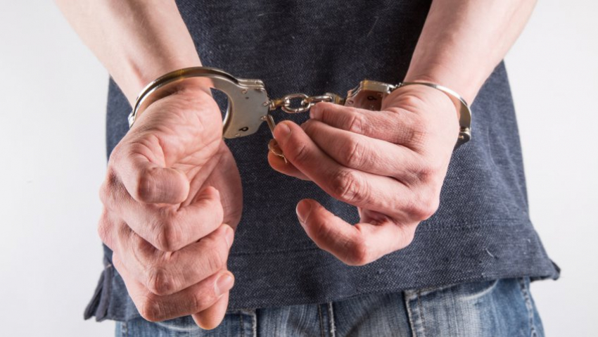 В Аннинском селе пьяный житель обокрал школьную столовую