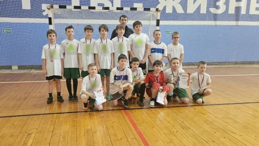 Таловские спортсмены заняли 2 место на соревнованиях по мини-футболу
