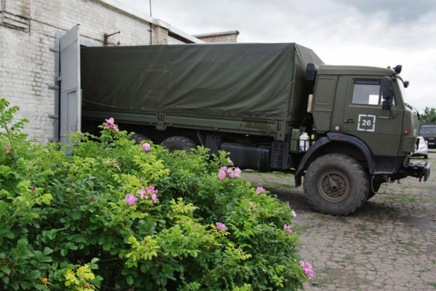 Правительство Воронежской области передало новую партию гумпомощи военным