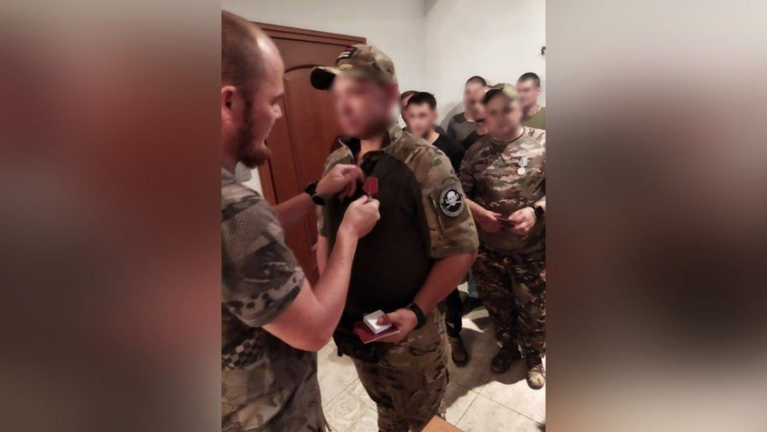 Бойца из Таловского района наградили медалью Суворова